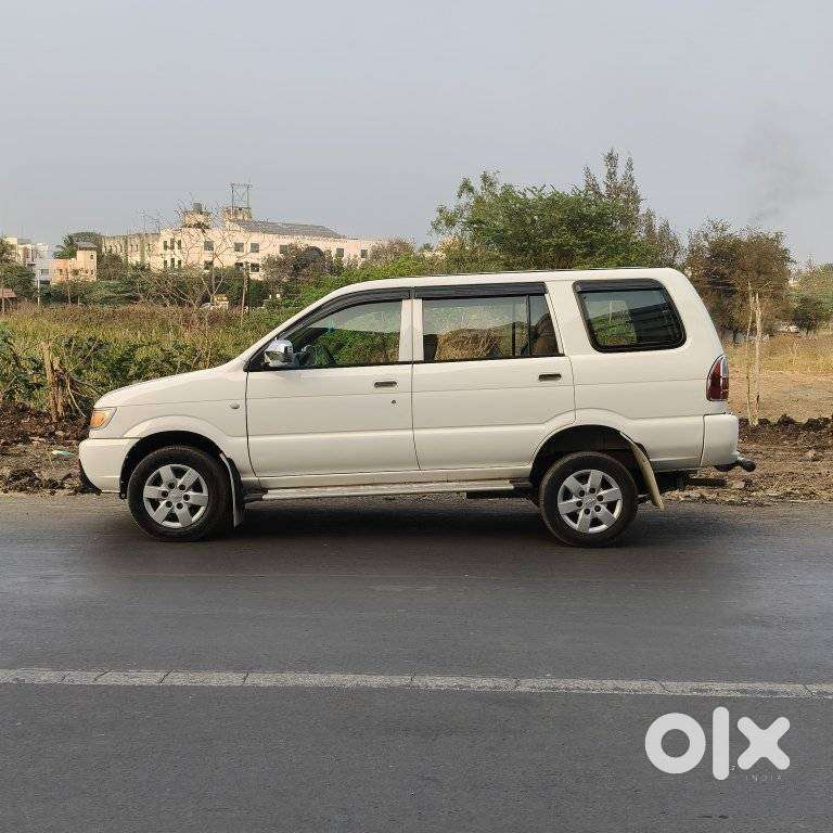 Chevrolet Tavera, 2016, Diesel