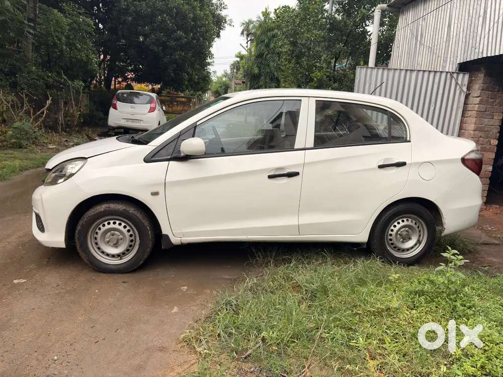  For Sale – Maruti Suzuki Swift Dzire (2015 Model)

A Well-maintaine