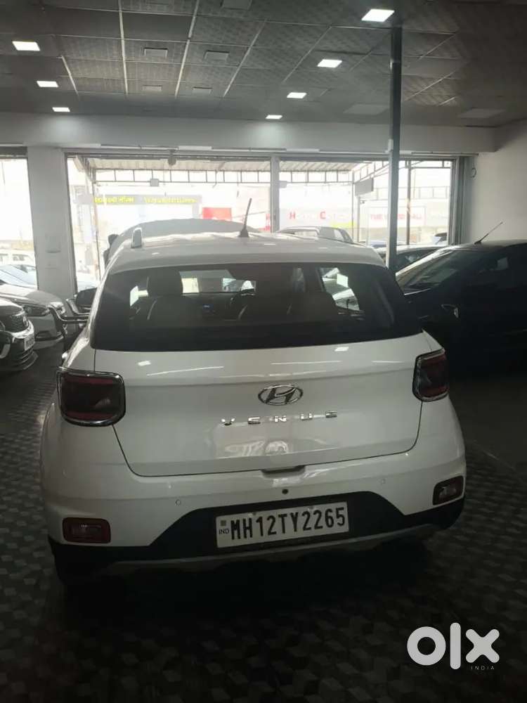 Hyundai Venue S Plus 2022 Mt Petrol