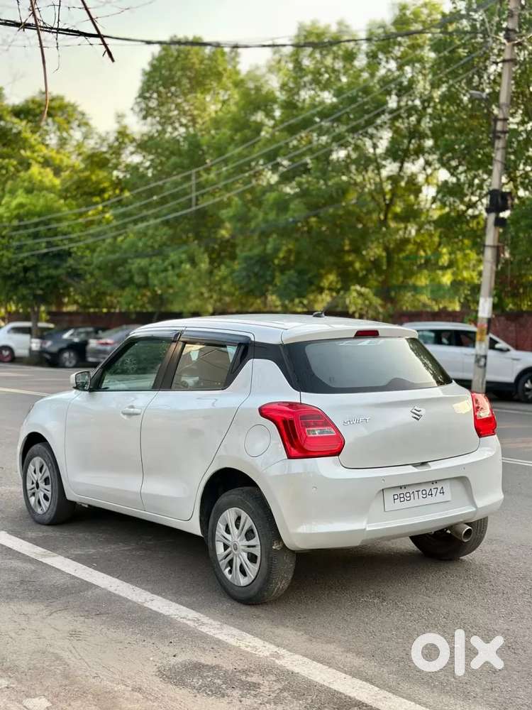 Maruti Suzuki Swift Vxi, 2023, Petrol