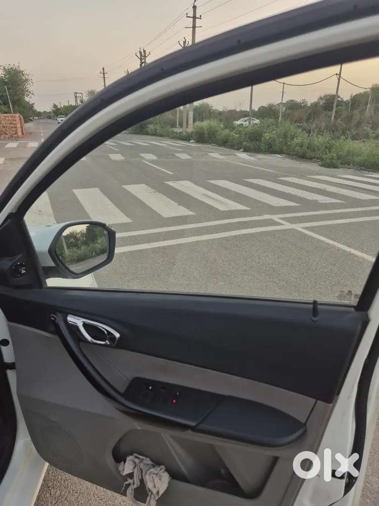 Tata Tiago 2018 Petrol 38085 Km Driven
