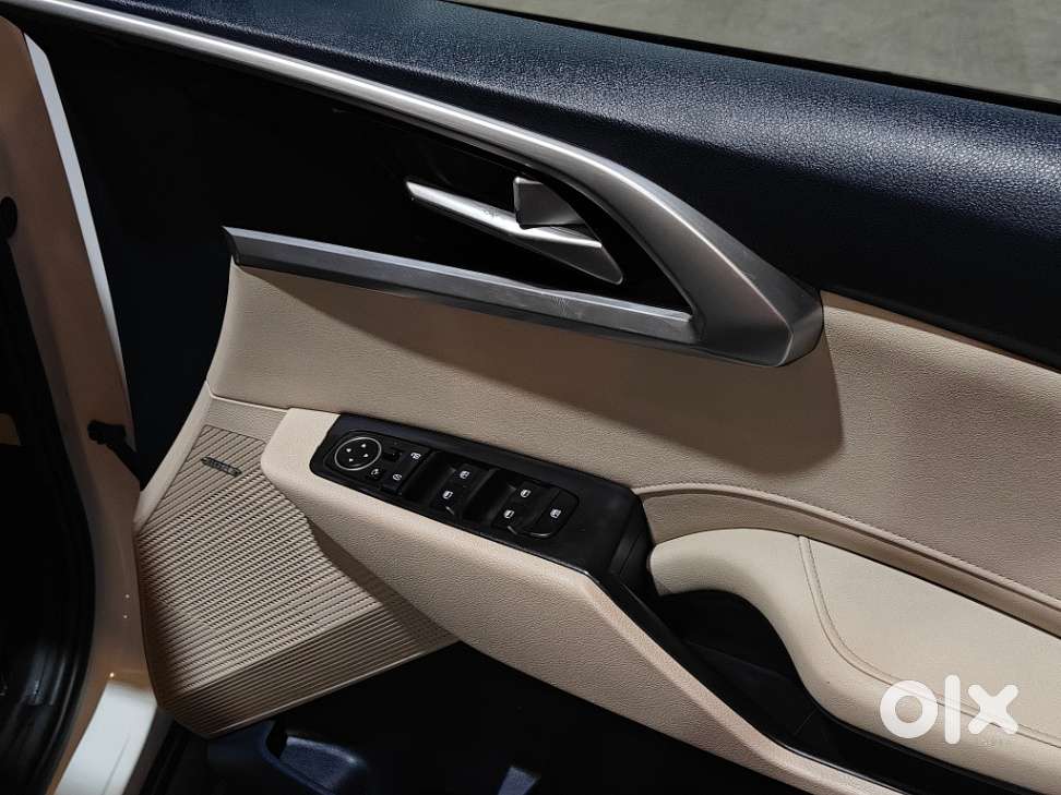 Kia Carens 1.5 Luxury Plus Diesel At 6 Str, 2022, Diesel