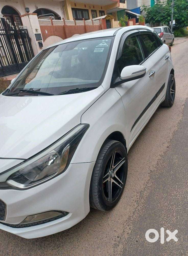 Hyundai Elite I20 Sportz (o) 1.4, 2017, Diesel