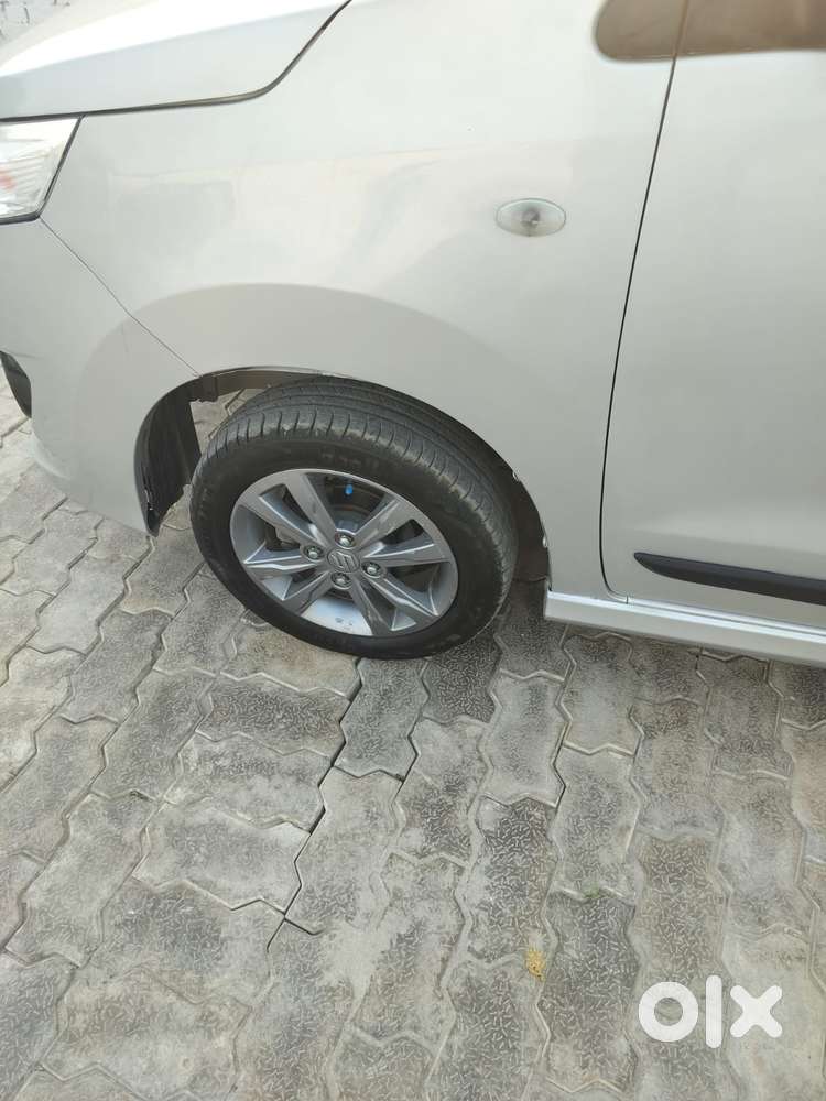 Maruti Suzuki Wagon R Stingray 1.0 Vxi Plus, 2016, Petrol