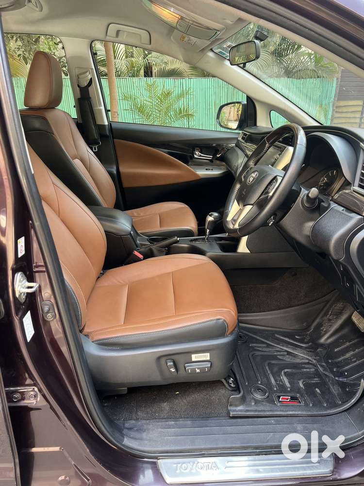 Toyota Innova Crysta 2.8z Automatic, 2018, Diesel