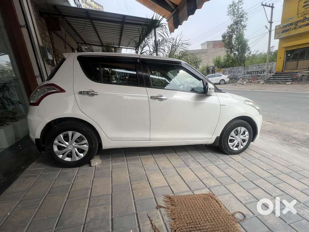 Maruti Suzuki Swift Vdi Bsiv W Abs, 2011, Diesel