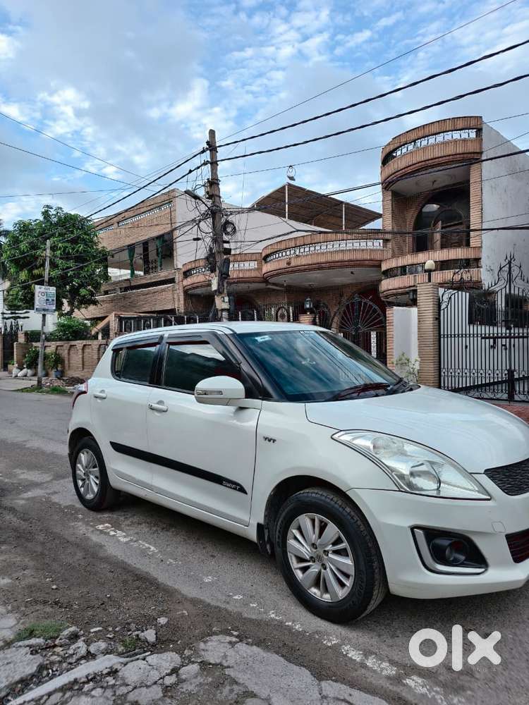 Maruti Suzuki Swift Vvt Zxi, 2015, Cng & Hybrids