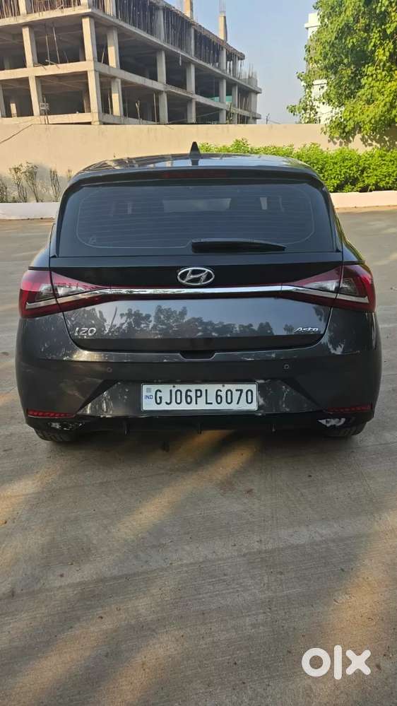 Hyundai I20 Asta (o) 1.2 Mt, 2023, Petrol