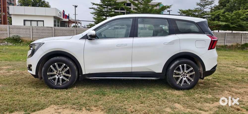 Mahindra Xuv700 2.2 Ax 7 Diesel At Str, 2023, Diesel