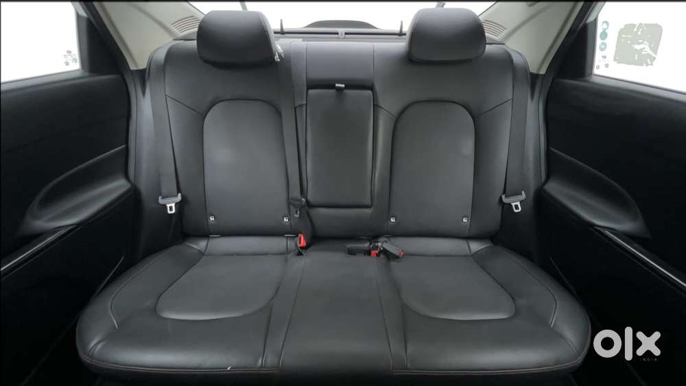 Hyundai Verna 1.5 Sx (o) Turbo Petrol Mt, 2023, Petrol