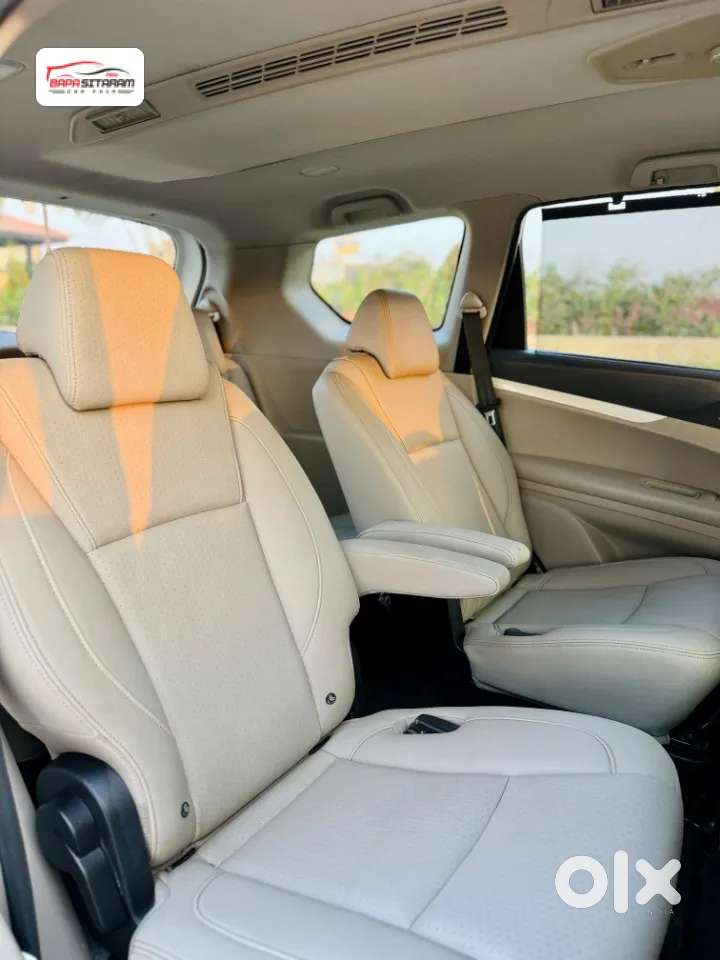 Mahindra Marazzo M8, 2018, Diesel