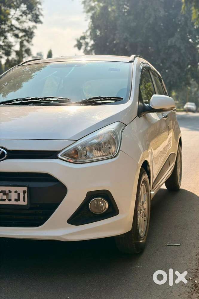 Hyundai Grand I10 Asta Automatic 1.2 Kappa Vtvt, 2014, Petrol
