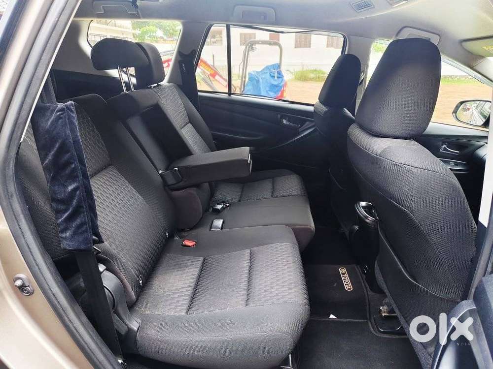 Toyota Innova Crysta 2.4 G Mt, 2018, Diesel