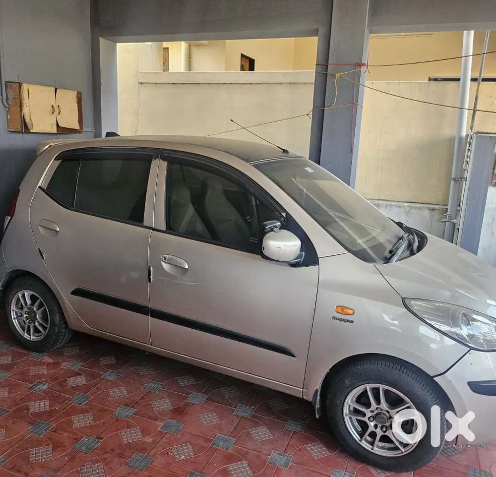 Hyundai I10 2009 Cng & Petrol  110000