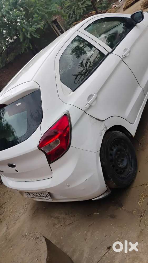 Ford Figo Petrol 2017