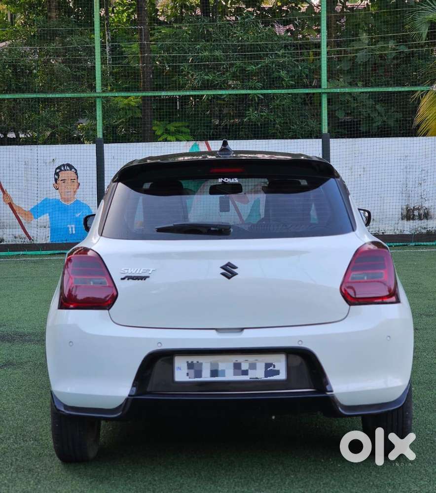 Maruti Suzuki Swift Amt Zxi Plus, 2022, Petrol