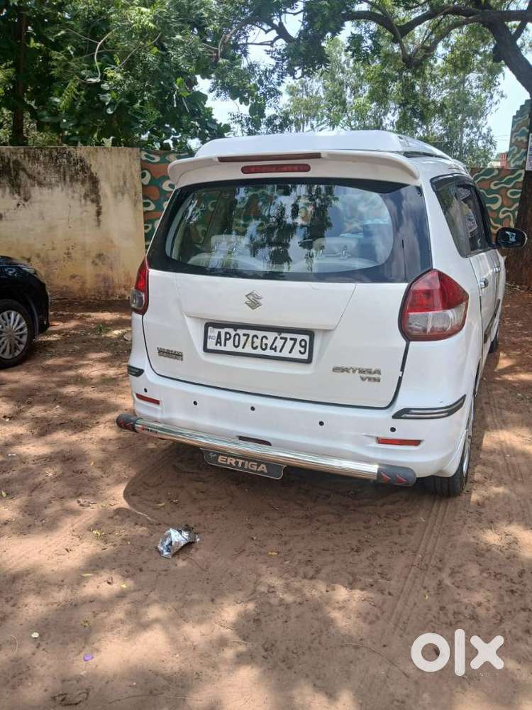 Maruti Suzuki Ertiga Vdi, 2014