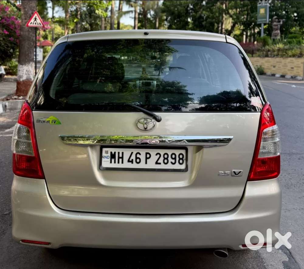 Toyota Innova 2.5 Vx 7 Seater Bs Iv, 2012, Diesel