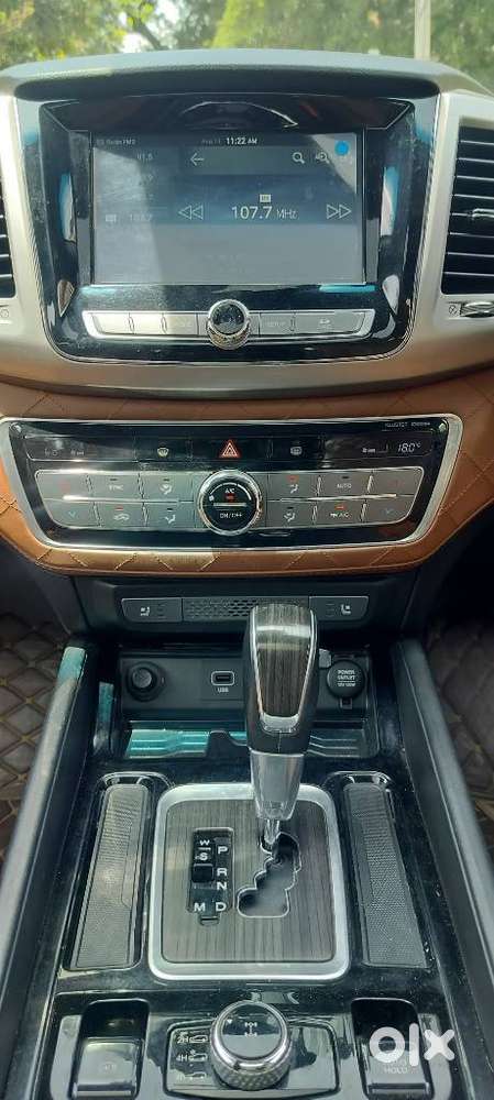 Mahindra Alturas G4 4wd At, 2019, Diesel