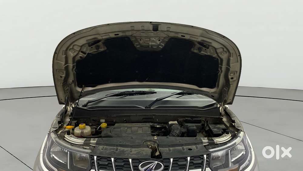 Mahindra Kuv100 Nxt 1.2 K8 Petrol 6 Str Dual Tone, 2018, Petrol