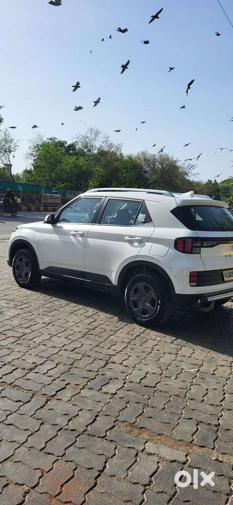 Hyundai Venue 1.2 S (o), 2025, Petrol