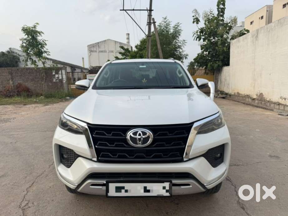 Toyota Fortuner 4x2 Mt 2.8 Diesel, 2023, Diesel