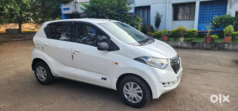 Datsun Redigo 2017 Manual Petrol One Hand Use