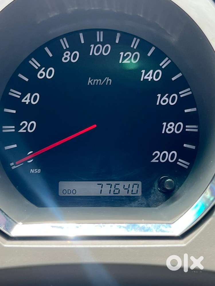 Toyota Fortuner 4x2 Manual, 2011, Petrol