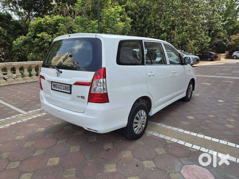 Toyota Innova 2.5 Gx 8 Seater Limited Edition, 2015, Diesel