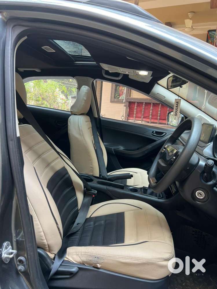 Tata Nexon Smart Plus1.2 Revotron Petrol 5 Mt, 2024, Cng & Hybrids