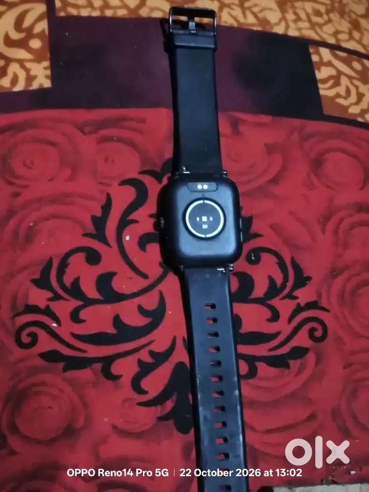 Noise smart watch