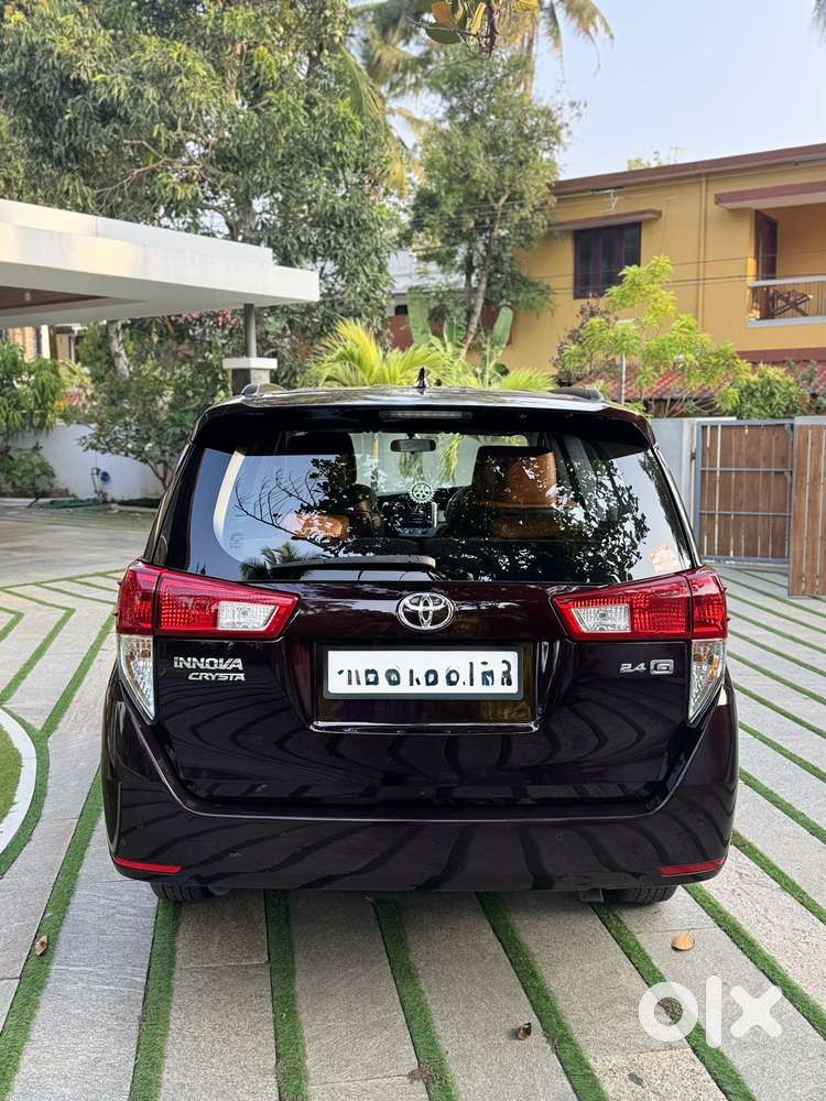 Toyota Innova Crysta 2.4 Gx Limited Edition At 7 Str, 2021, Diesel