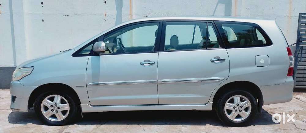 Toyota Innova 2.5 V 7 Str, 2013, Diesel