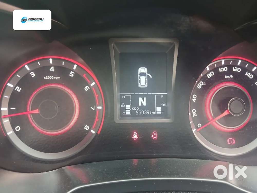 Mahindra Xuv300 W8 Option, 2022, Petrol