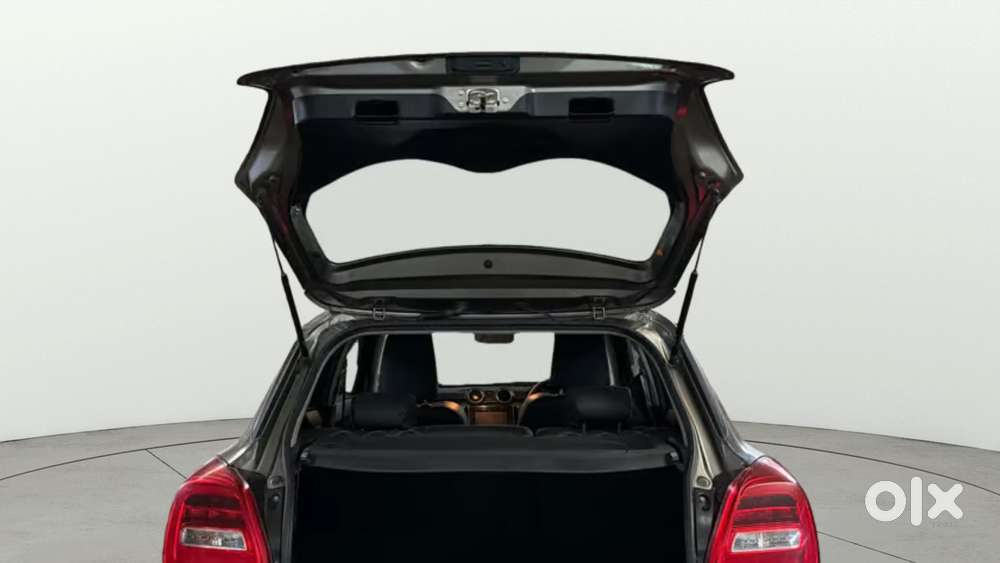 Maruti Suzuki Swift Dzire Zxi + Amt, 2023, Petrol