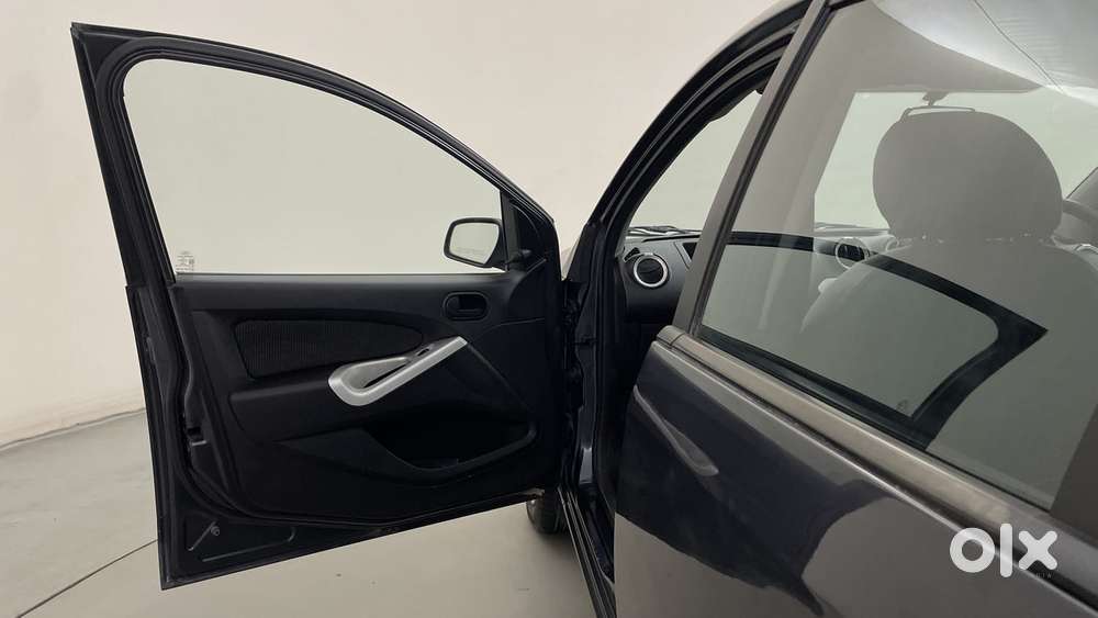 Ford Figo 2010-2012 Petrol Zxi, 2013, Petrol