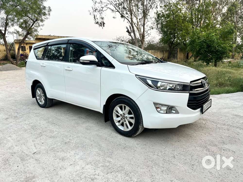 Toyota Innova Crysta 2.7 Gx At 8s, 2017, Diesel
