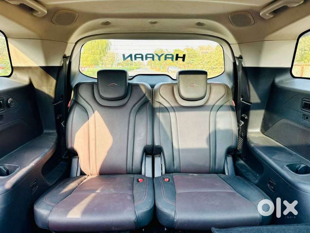 Mahindra Xuv700 2.2 Ax 7 Diesel At Luxury Pack Str, 2024, Diesel