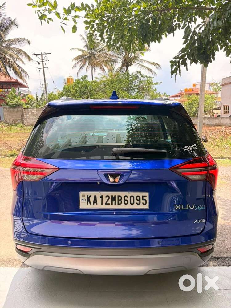 Mahindra Xuv700 2023 Diesel Well Maintained