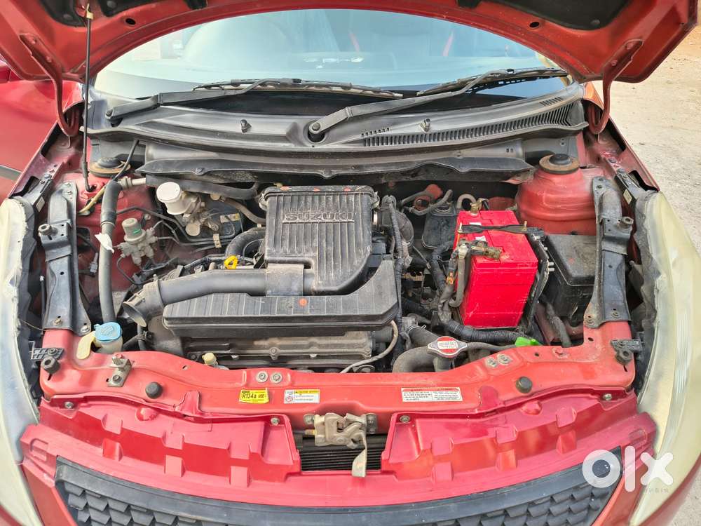 Maruti Suzuki Swift Vxi + Manual, 2014, Petrol