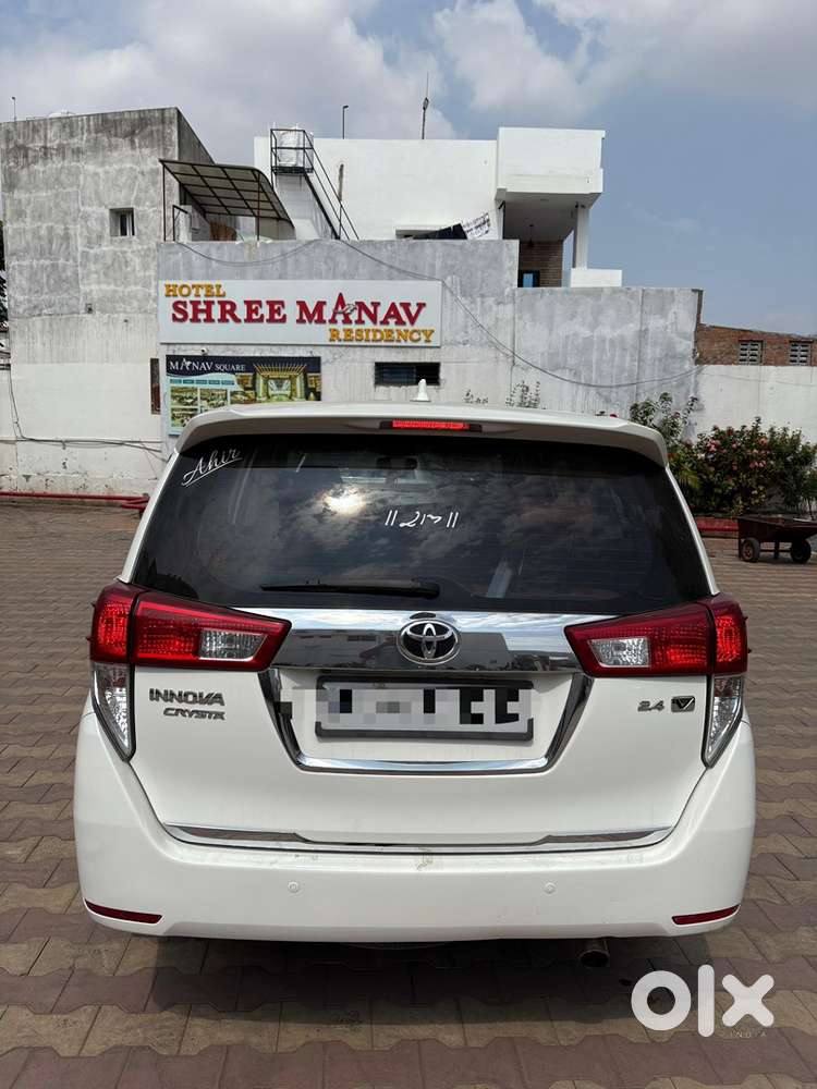 Toyota Innova Crysta 2018