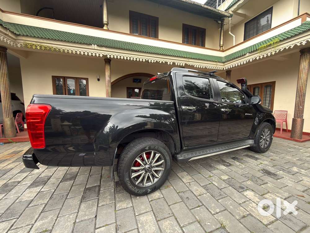 Isuzu V-cross 2023 Diesel