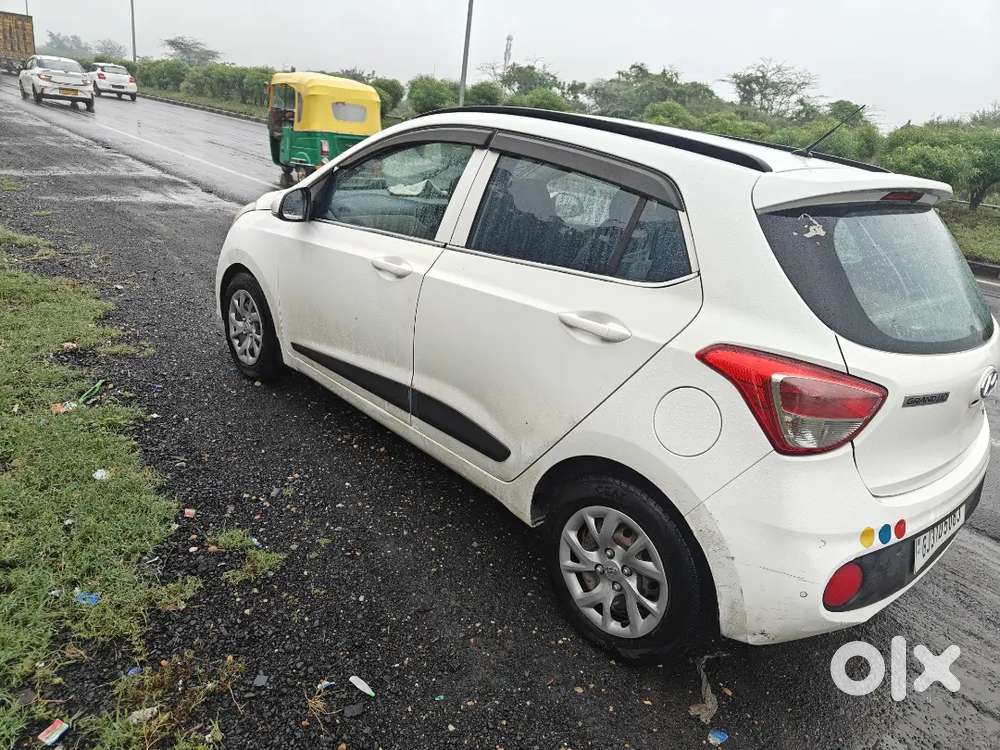 Hyundai Grand I10 Sportz 2019