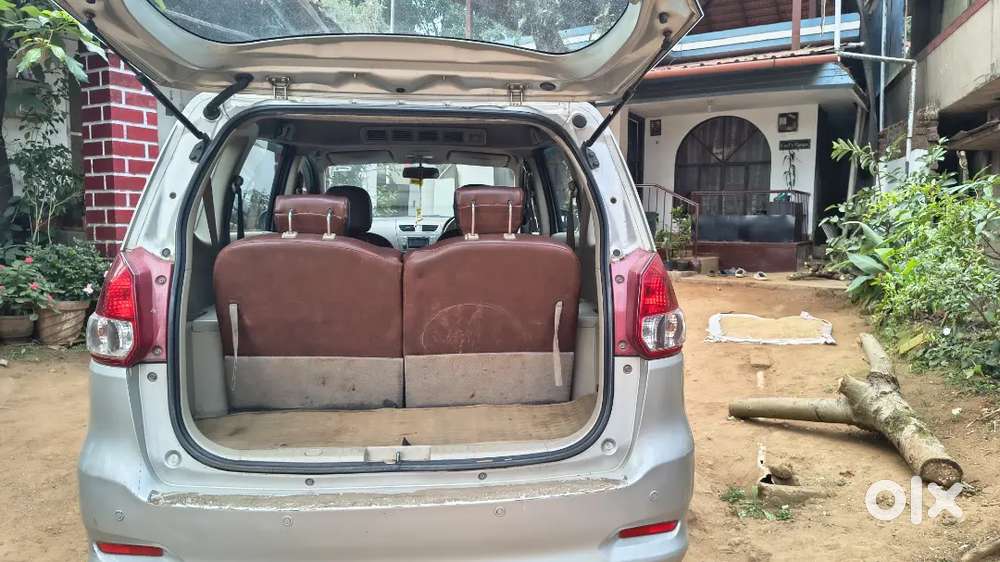 Maruti Suzuki Ertiga Yellow Board 2016 Diesel 215000 Km Driven