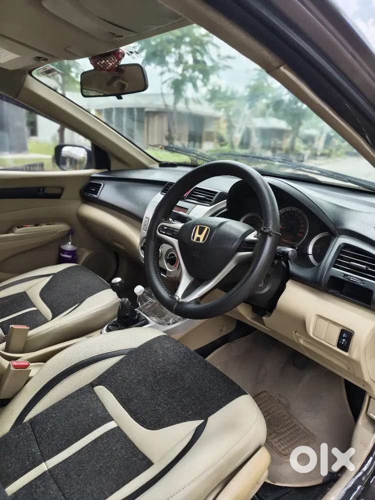 Honda City Petrol Manual 2nd-owner 2011