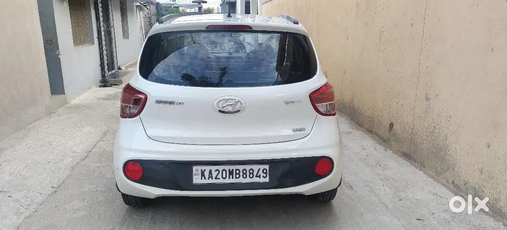 Hyundai Grand I10 Sportz Petrol 2017
