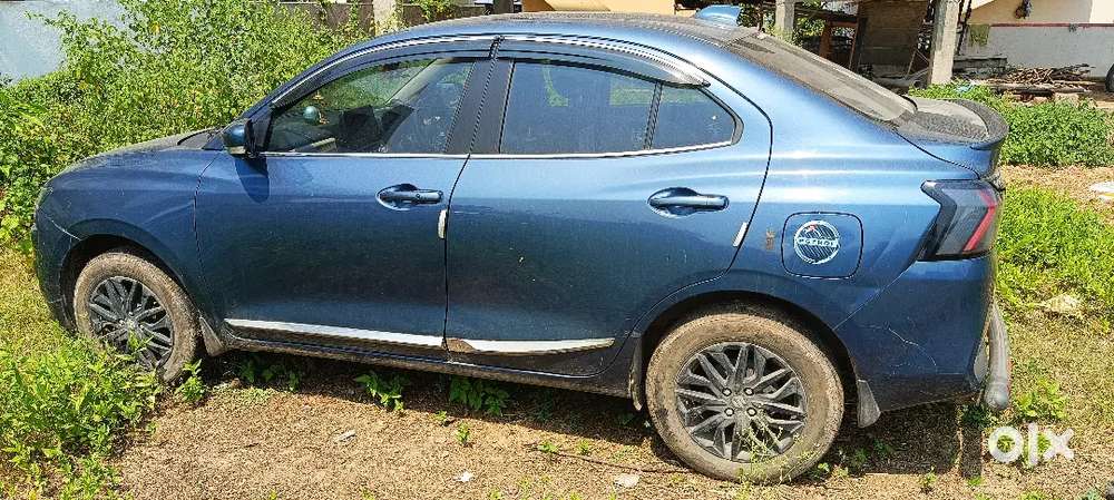 Maruti Suzuki Dzire 1.2 Zxi Cng Petrl 2025
