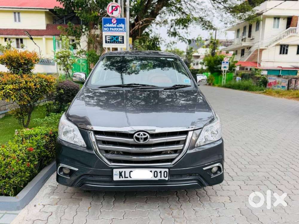 Toyota Innova [2013-2016] 2.5 G4 7 Str, 2015, Diesel