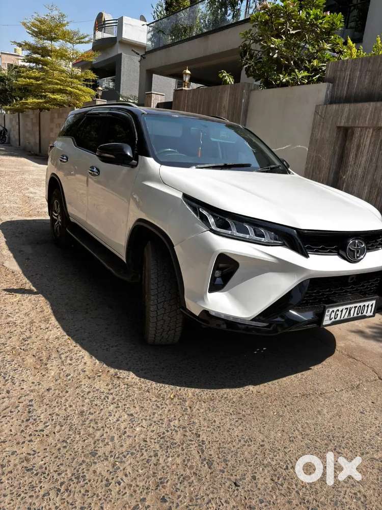 Toyota Fortuner Legender 2022