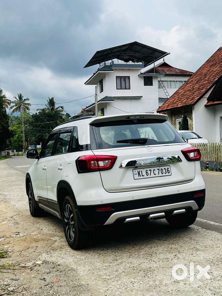 Maruti Suzuki Brezza 1.5 Zxi Plus Smart Hybrid, 2022, Petrol